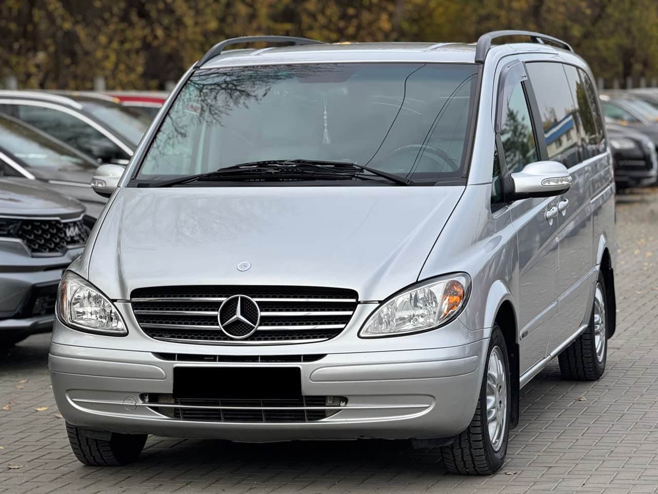 Mercedes Viano 2006