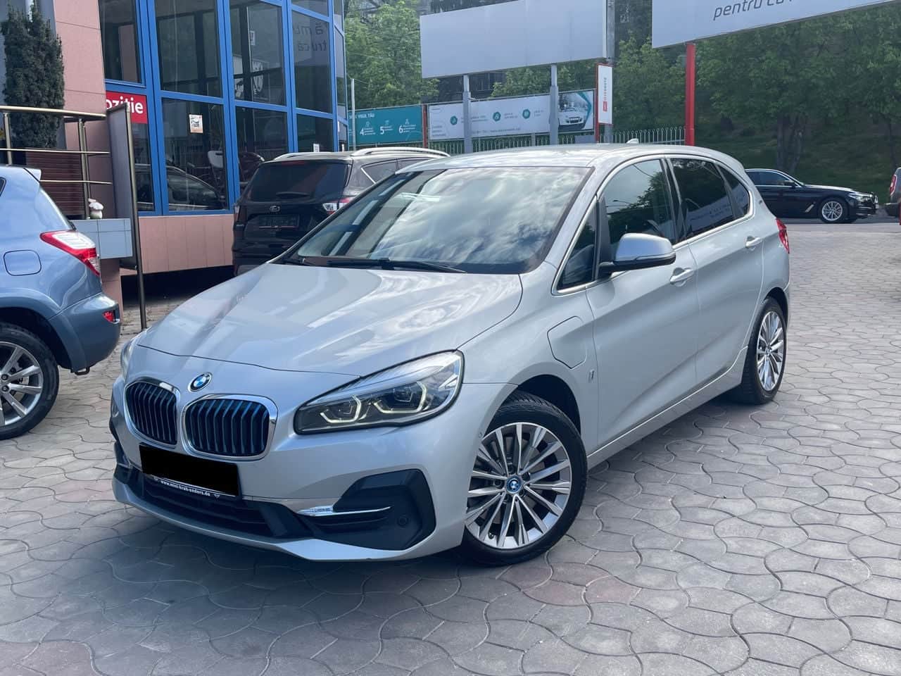 2019 BMW 225XE