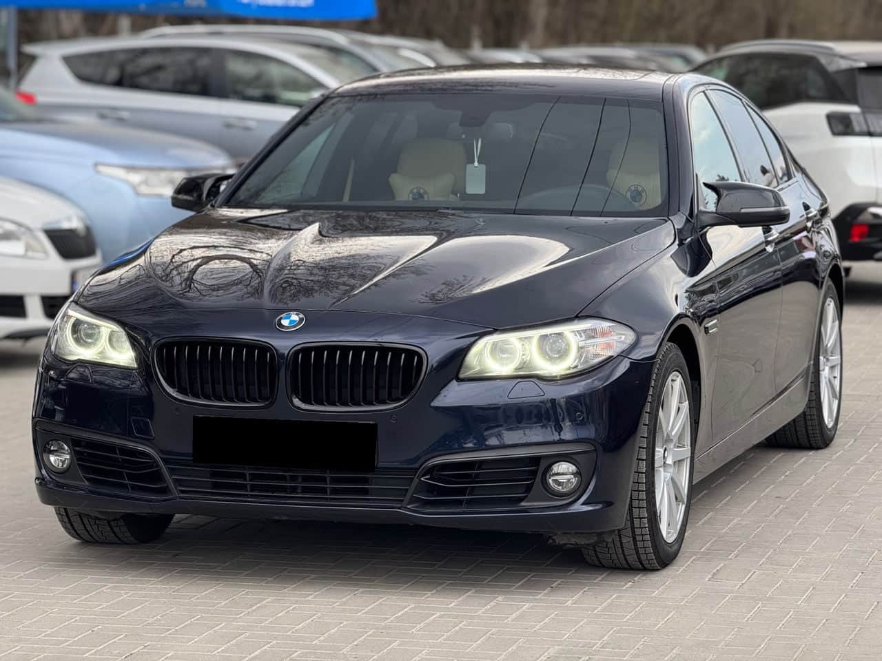 2016 BMW 528