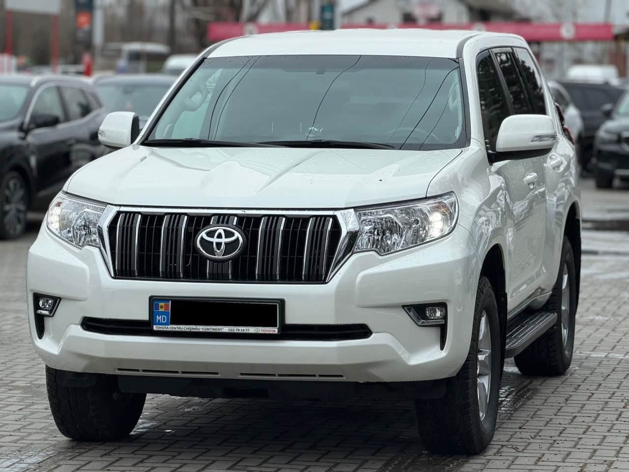 2018 Toyota Land Cruiser Prado