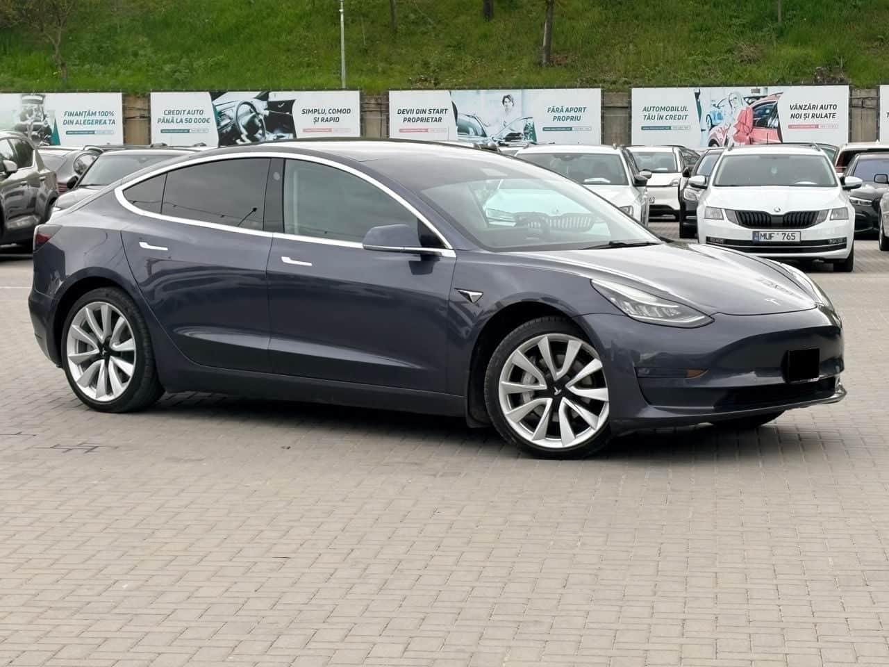 2020 Tesla Model 3