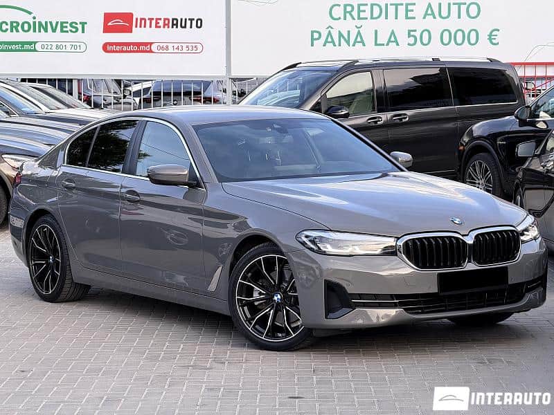 2021 BMW 520