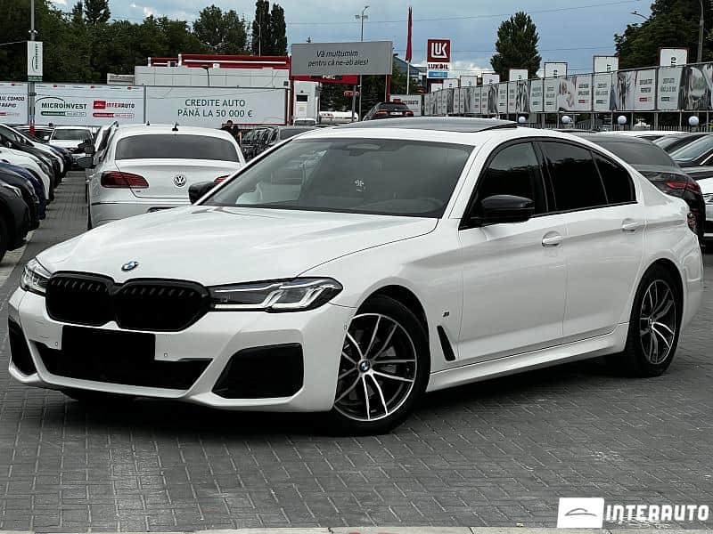 2023 BMW 520