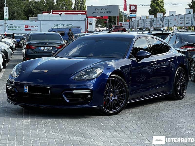 2021 Porsche Panamera GTS