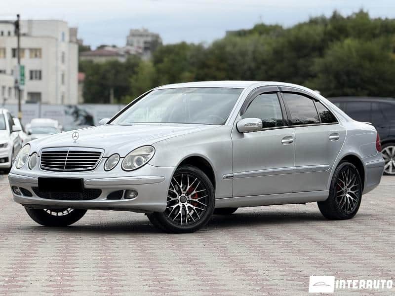 2003 Mercedes E 220