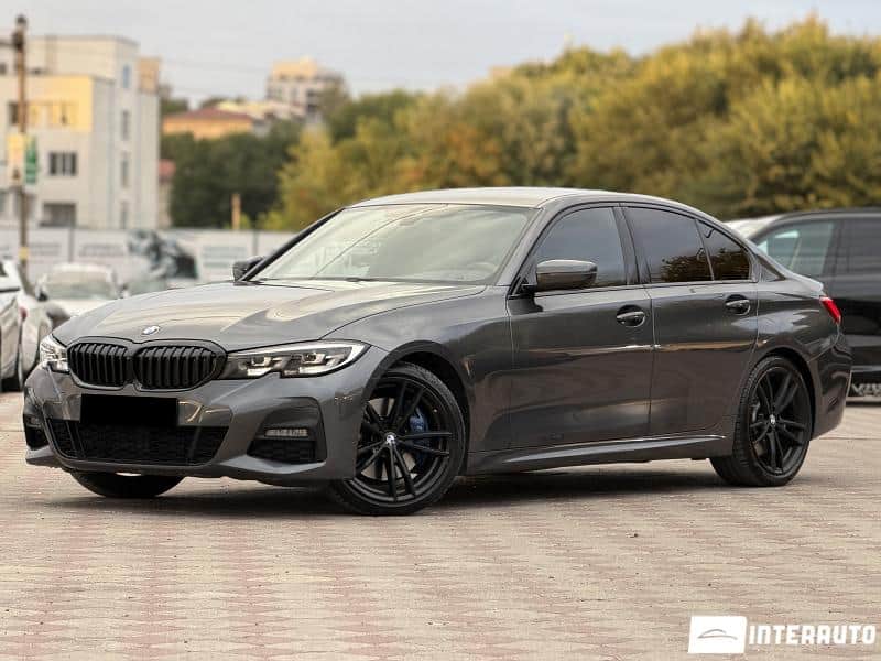 2019 BMW 320