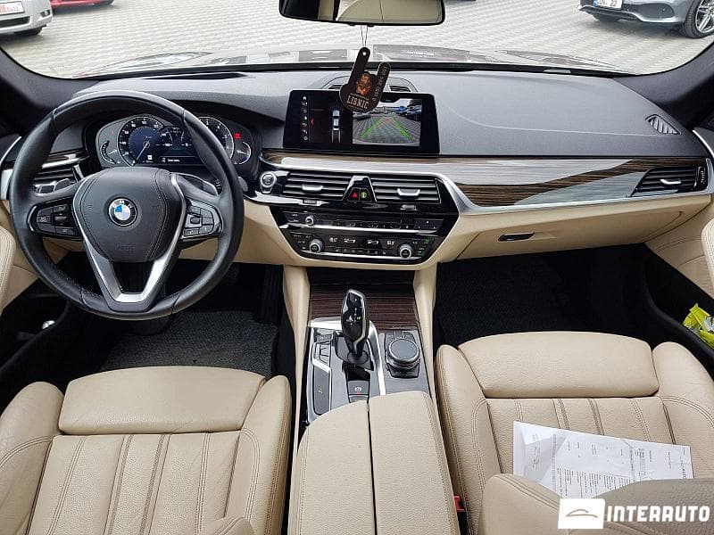 2017 BMW 530 — Miniatură 14