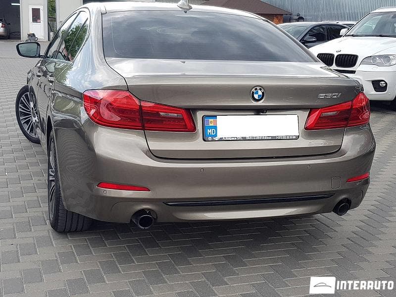 2017 BMW 530 — Miniatură 2