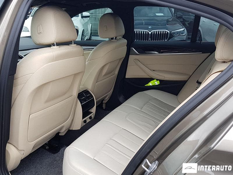 2017 BMW 530 — Miniatură 20