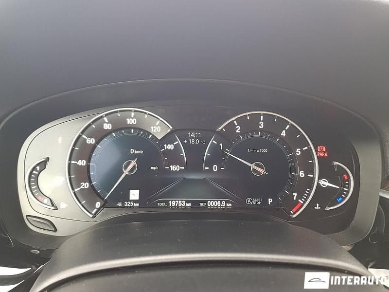 2017 BMW 530 — Miniatură 12