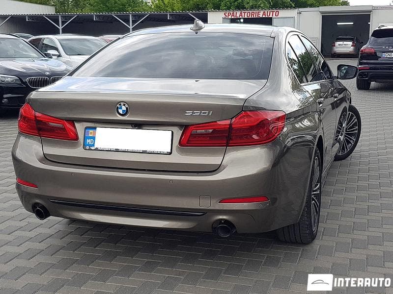 2017 BMW 530 — Miniatură 4