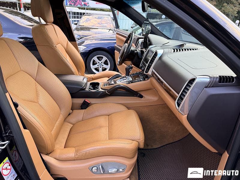 Porsche Cayenne 2013 — Миниатюра 6