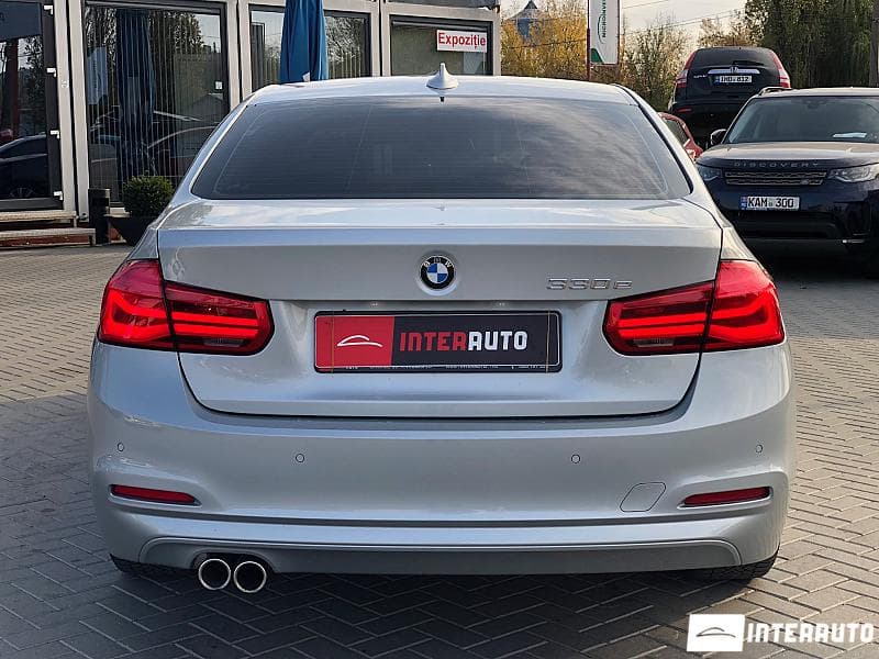 2016 BMW 330E — Miniatură 5