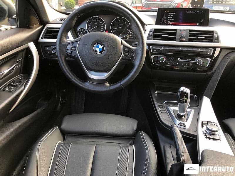 2016 BMW 330E — Miniatură 13