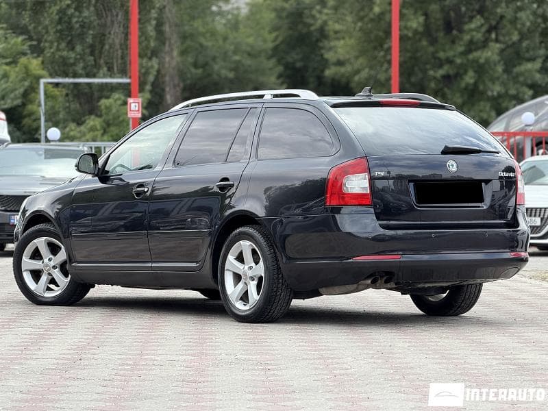 2012 Skoda Octavia — Miniatură 3