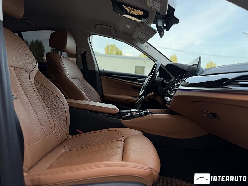 2017 BMW 530e — Miniatură 20