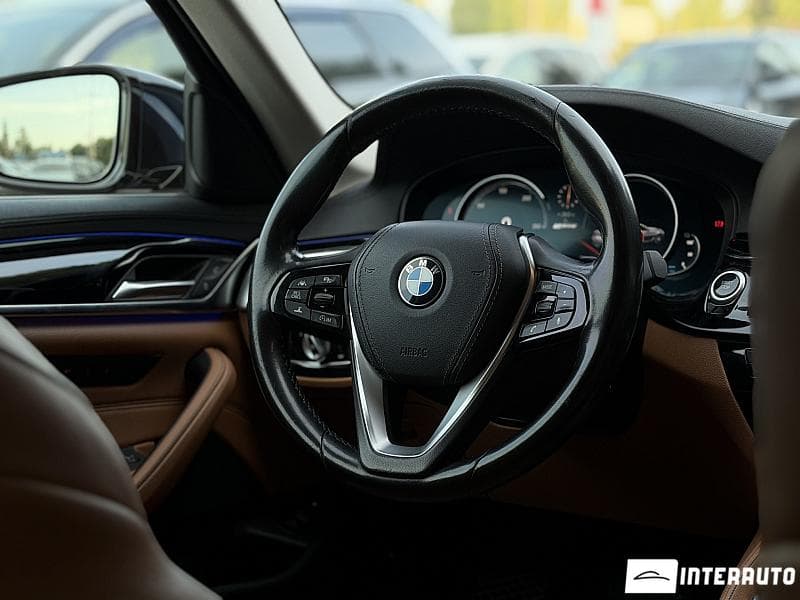 2017 BMW 530e — Miniatură 21