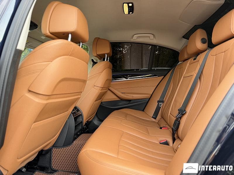 2017 BMW 530e — Miniatură 22