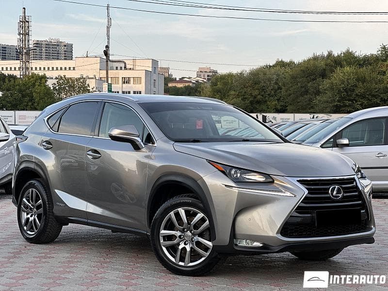 2016 Lexus NX 300H — Miniatură 4