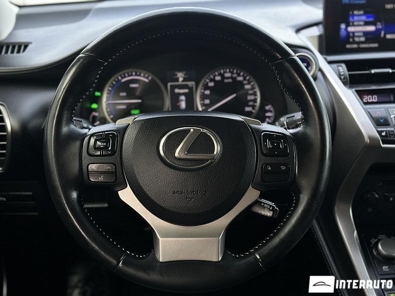2016 Lexus NX 300H — Miniatură 8