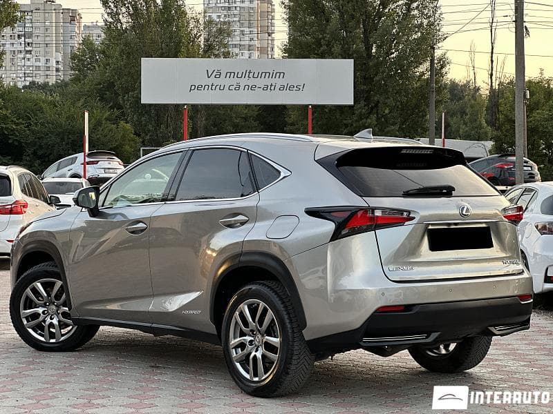 2016 Lexus NX 300H — Miniatură 3