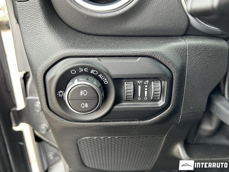 2018 Jeep Wrangler — Miniatură 10