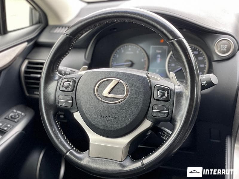 2017 Lexus NX 200T — Miniatură 10