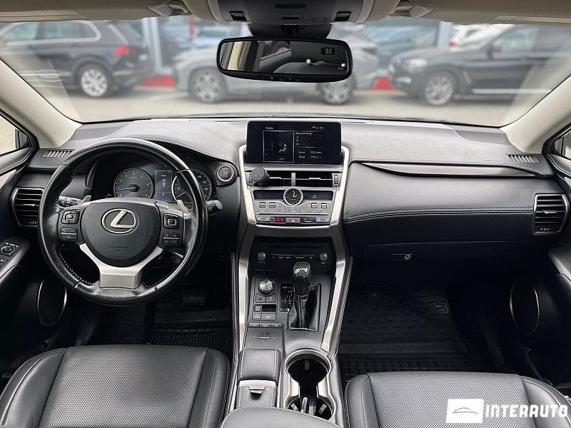 2017 Lexus NX 200T — Miniatură 9