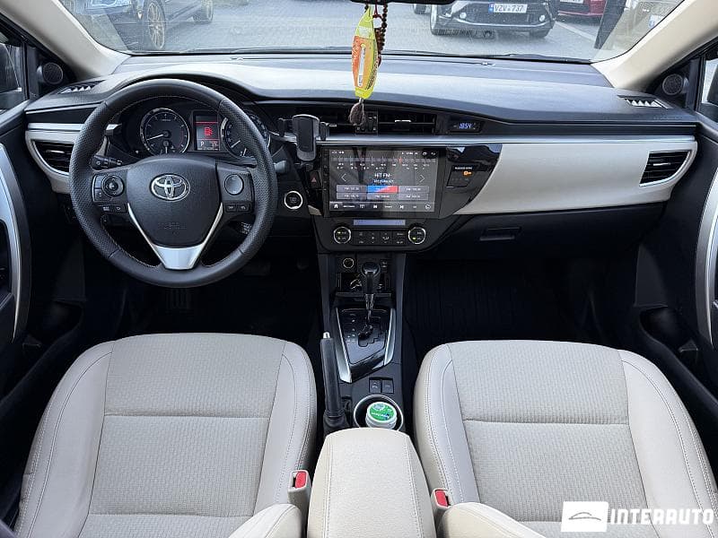 2013 Toyota Corolla — Miniatură 8