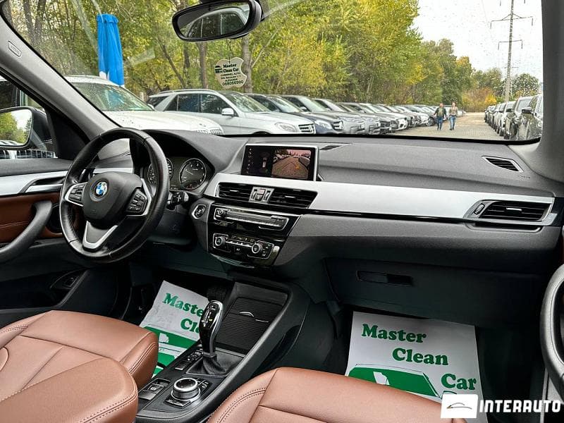 2019 BMW X1 1.6D — Miniatură 9