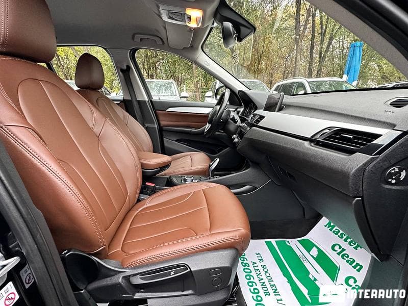 2019 BMW X1 1.6D — Miniatură 10