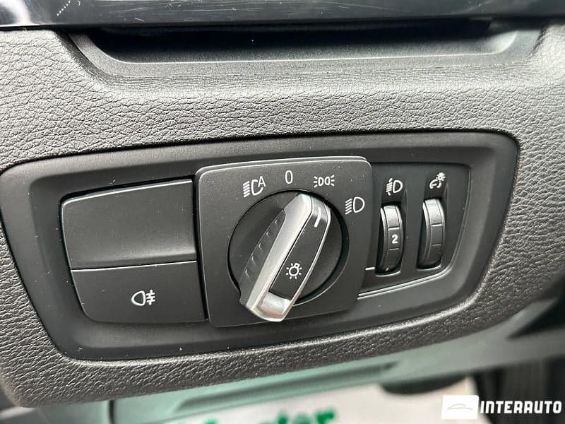 2019 BMW X1 1.6D — Miniatură 19