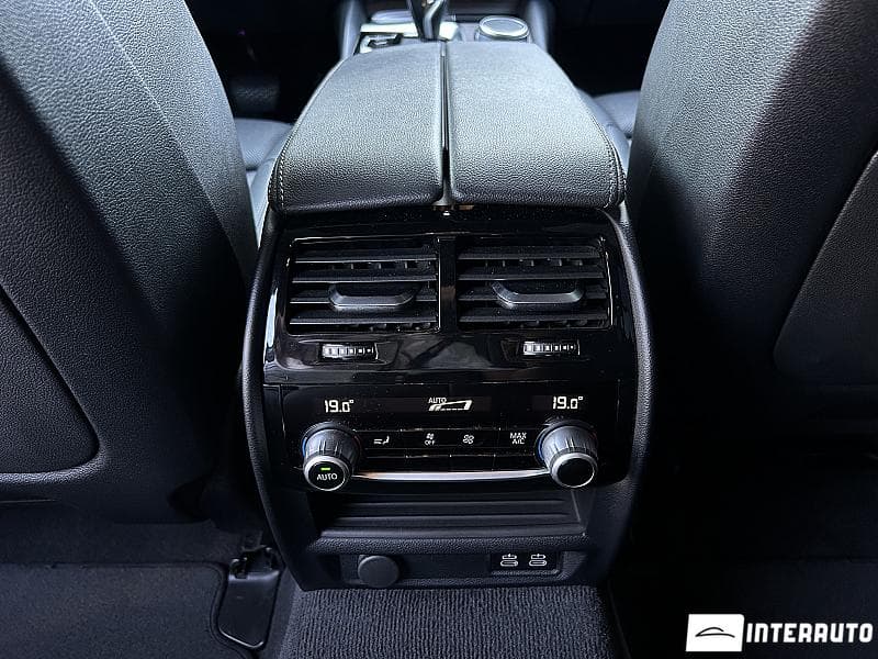 2021 BMW 520 — Miniatură 18
