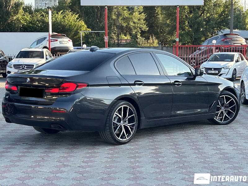 2021 BMW 520 — Miniatură 2