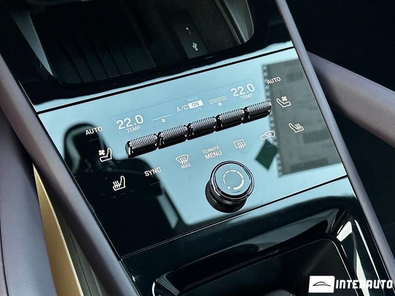 2024 Porsche Cayenne S Coupe — Miniatură 19