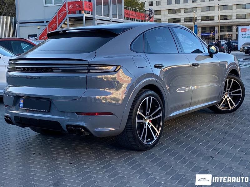 2024 Porsche Cayenne S Coupe — Miniatură 4