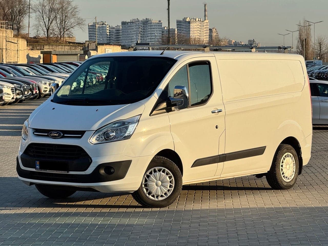 2014 Ford Transit — Miniatură 2