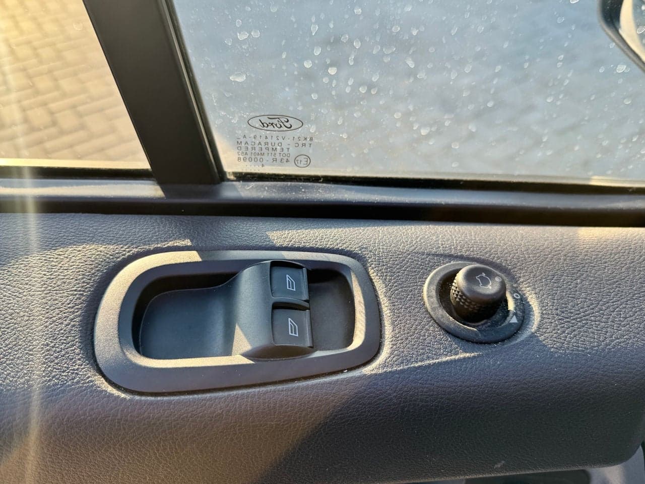 2014 Ford Transit — Miniatură 13
