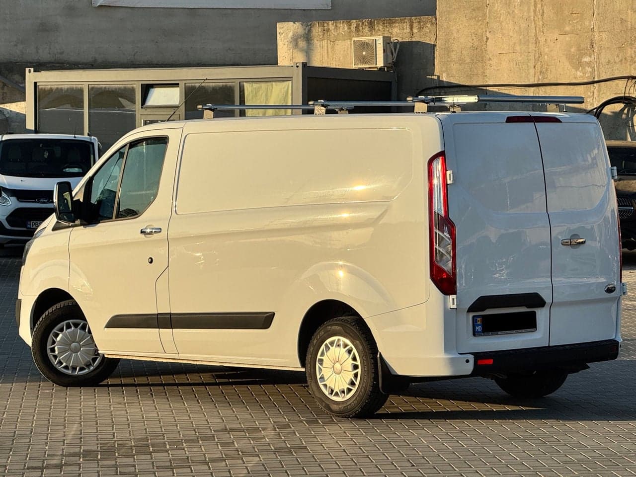 2014 Ford Transit — Miniatură 4
