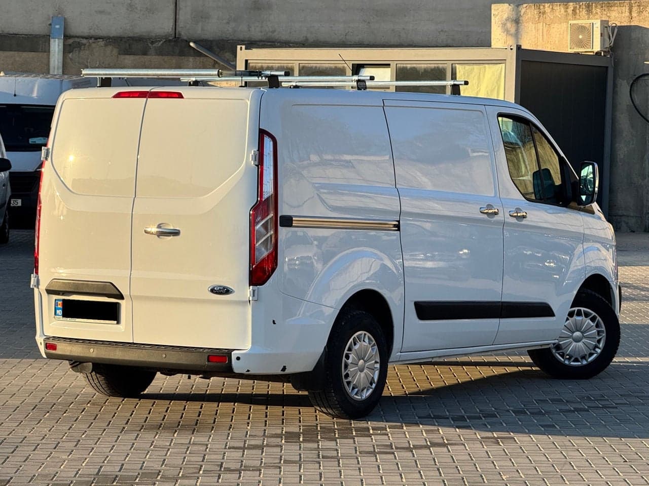 2014 Ford Transit — Miniatură 3