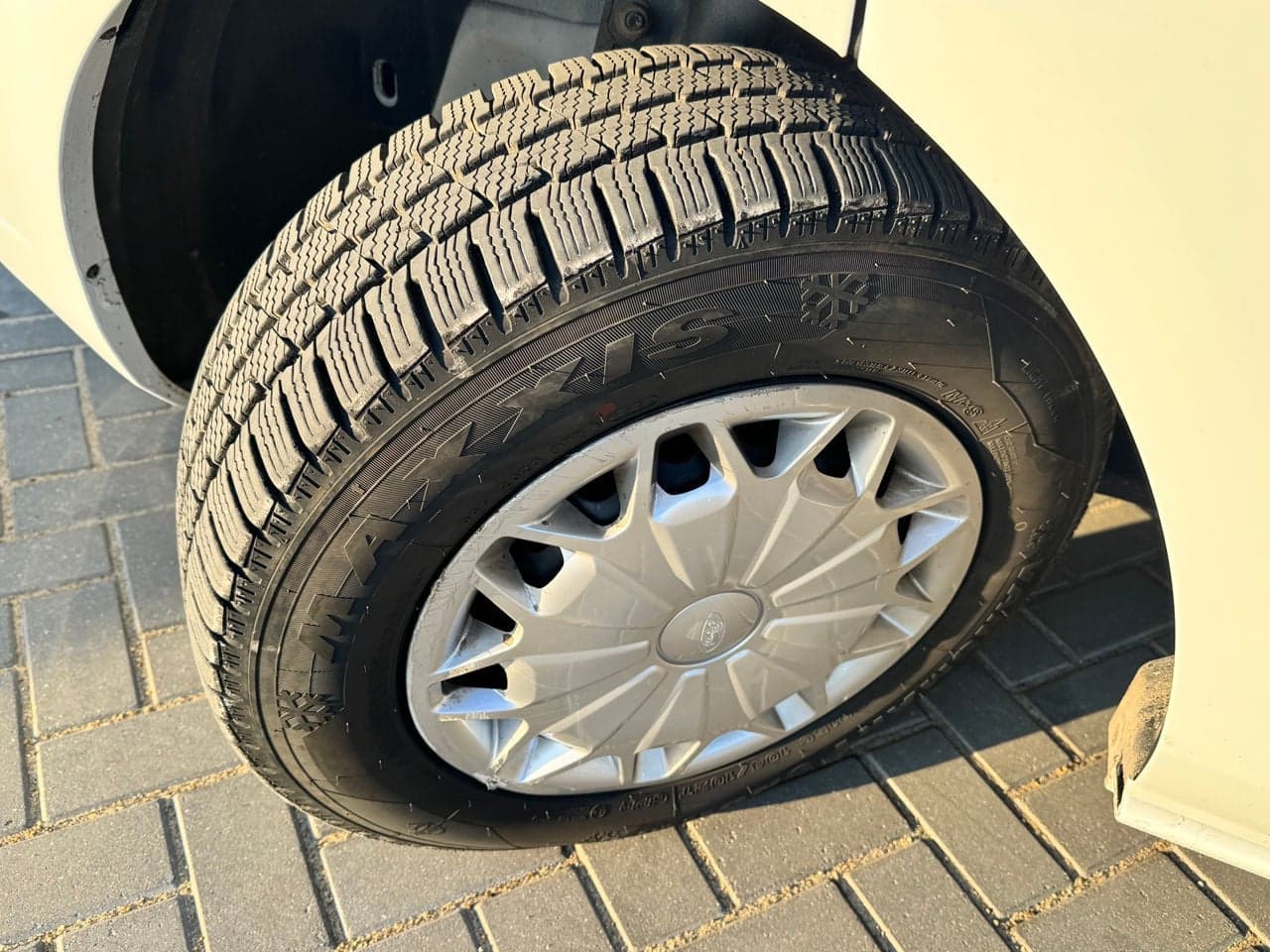 2014 Ford Transit — Miniatură 12