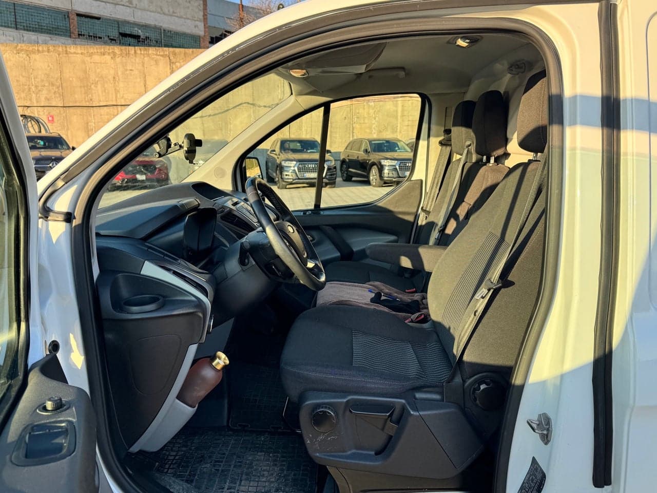 2014 Ford Transit — Miniatură 5