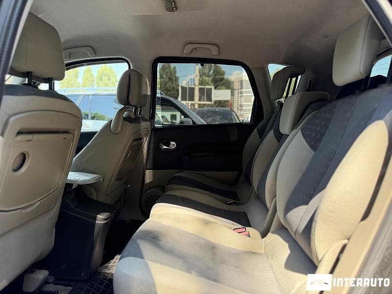 2004 Renault Scenic — Miniatură 14