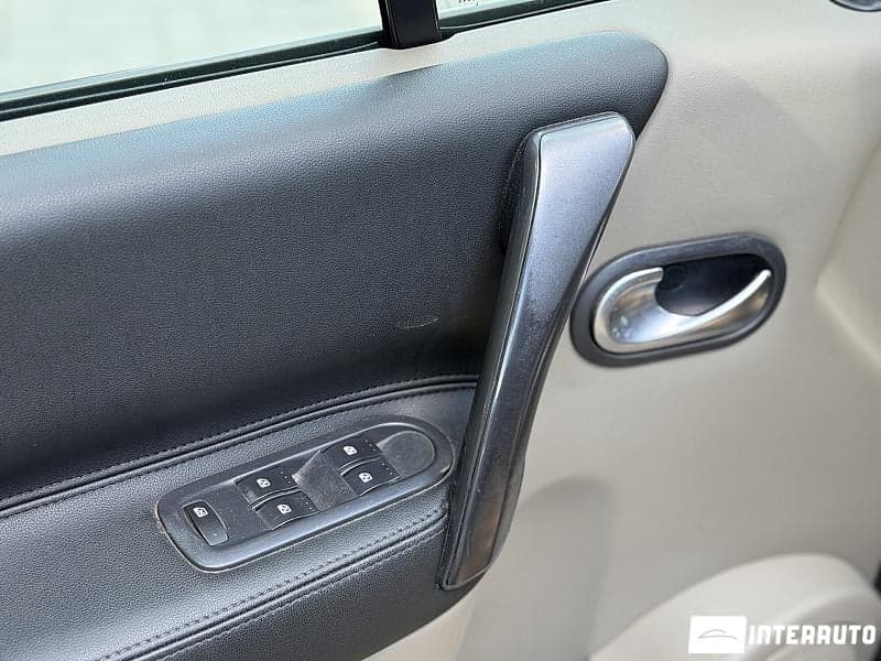 2004 Renault Scenic — Miniatură 6
