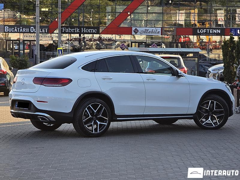 2020 Mercedes GLC 200 Coupe — Miniatură 3