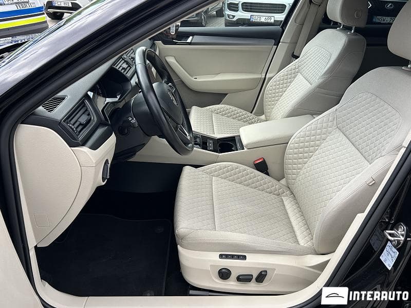 2017 Skoda Superb — Miniatură 6