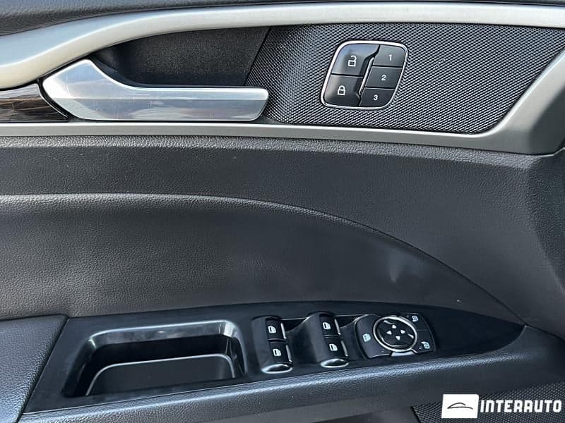 2013 Ford Fusion — Miniatură 16