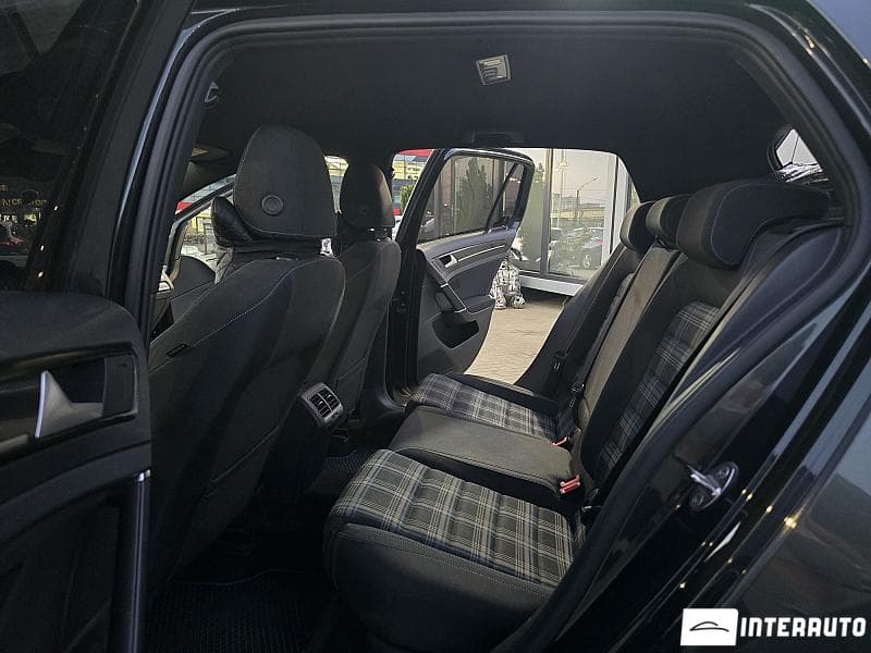 2014 Volkswagen Golf GTE — Miniatură 13