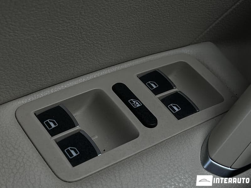 2017 Volkswagen Passat — Miniatură 7