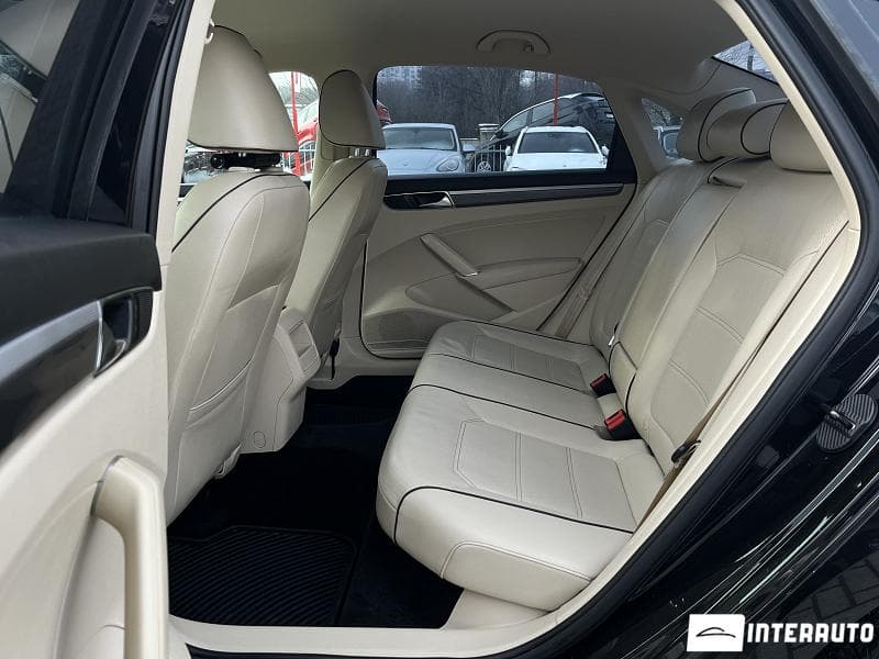 2017 Volkswagen Passat — Miniatură 17